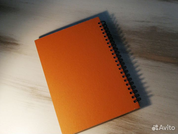Скетчбук, планер и блокноты