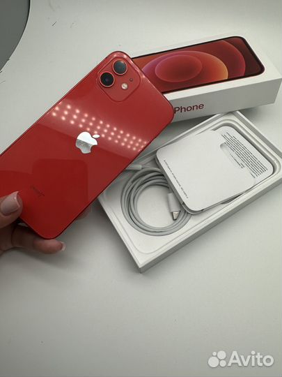 iPhone 12 на 64 гб