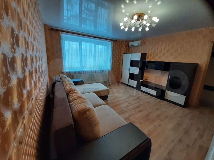1-к. квартира, 52 м², 6/10 эт.