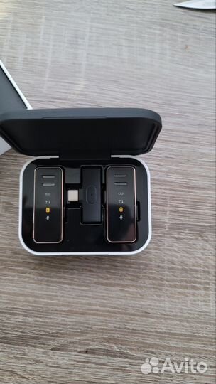 Микрофон петличный беспроводной для телефона