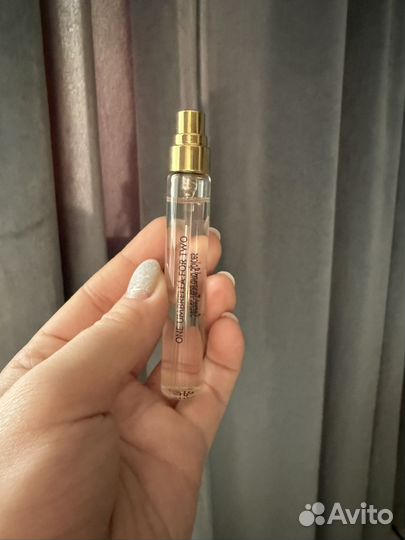 Floraiku one umbrella for two