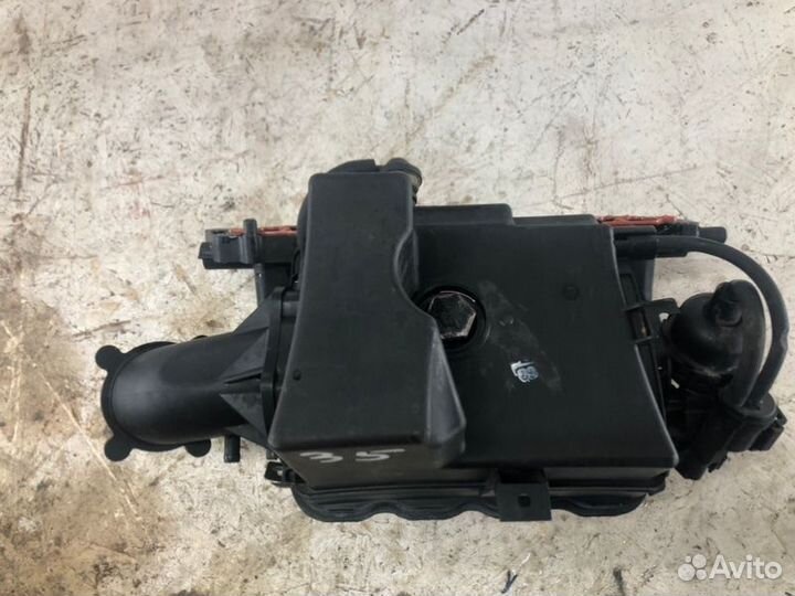 Коллектор впускной Opel Zafira B minivan 1.6