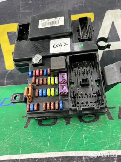 Блок предохранителей Kia Mohave 1 D6EB 2008-2019