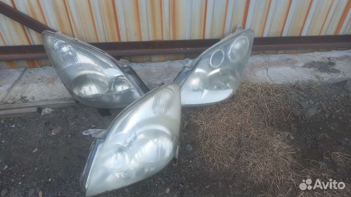 Фары Toyota Corolla Spacio