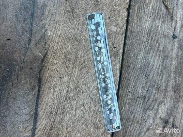 Значок крышки багажника Honda Civic 4D 1.3 2008