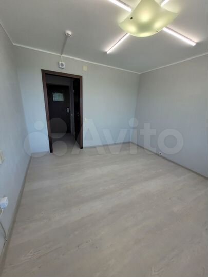 Свободного назначения, 14 м²