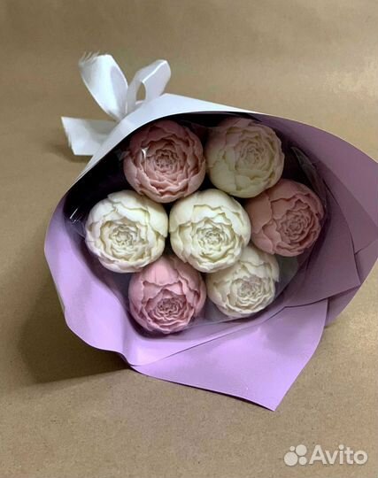 Сладкий подарок девушке