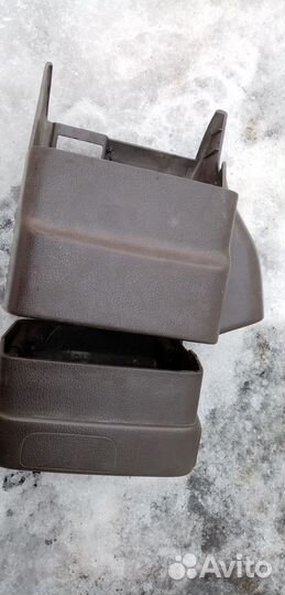 Кожух рулевой колонки Toyota Crown GS131