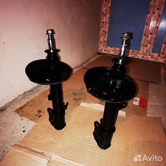 Амортизаторы передние на лексус Rx300