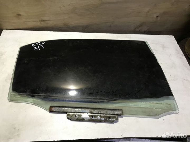 Стекло заднее правое Toyota Corolla 120