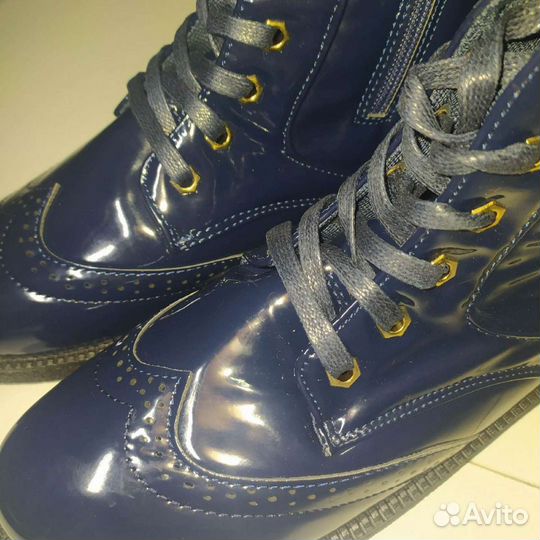 Ботинки женские 40 размер лакированные