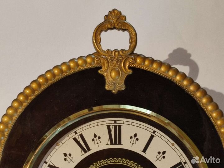 Часы настенные 