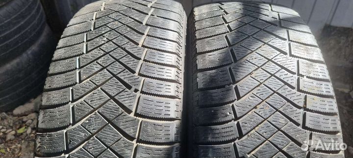 Pirelli Ice Zero FR 235/65 R17 108H