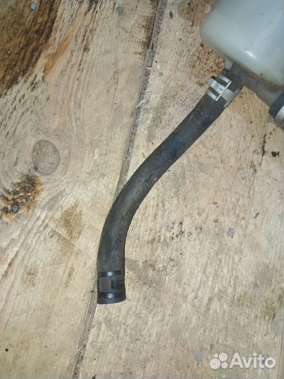 Бачок гур Mazda MPV 2000г