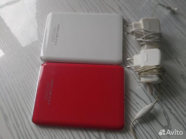 Электронная книга IQ701