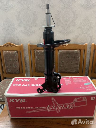 Продам новые стойки