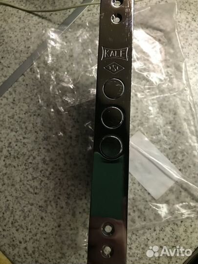 Замок дверной