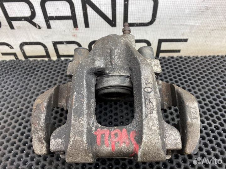 Суппорт задний правый Mercedes-Benz Ml-Class W164