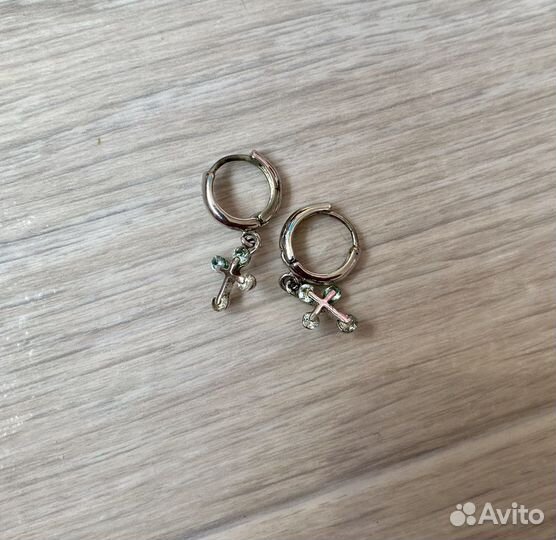 Серьги крестики
