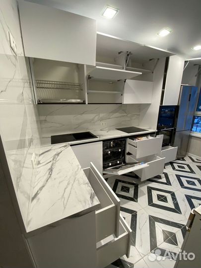 Кухонный гарнитур любой сложности