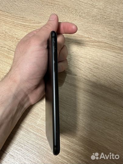 iPhone 7, 32 ГБ