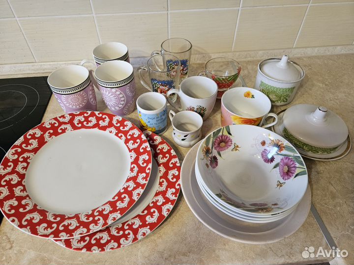 Разная столовая посуда