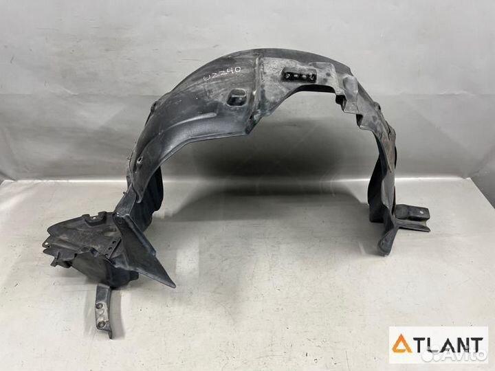 Подкрылок передний правый toyota soarer