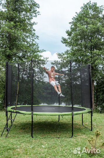 Батут Sundays Champion-D374 (с ограждением)