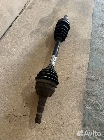 Привод левый Оpel astra J. a16xer