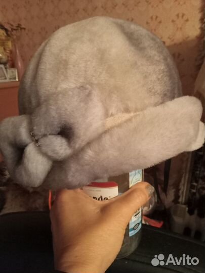 Шапки женские из натурального меха