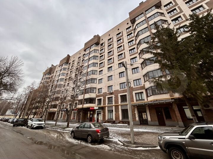 2-к. квартира, 74 м², 3/9 эт.