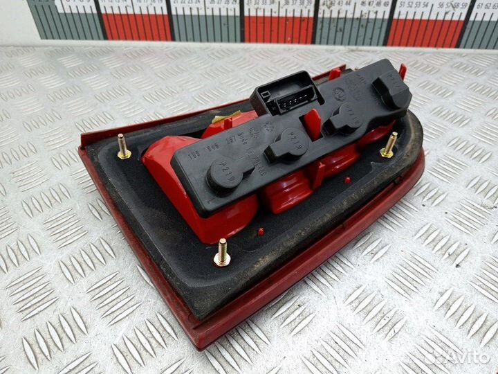 Фонарь задний левый для Skoda Octavia 1U