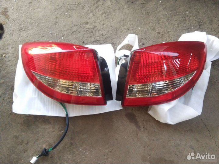 Фонарь Kia Rio