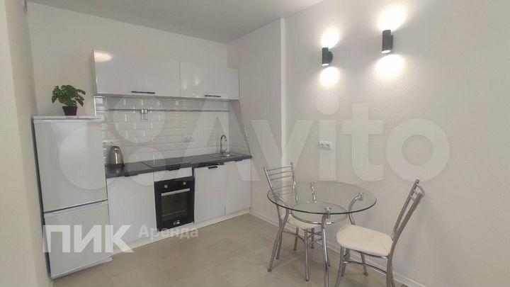 1-к. квартира, 42 м², 21/33 эт.