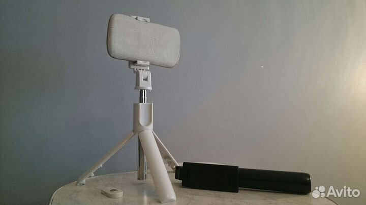 Селфи-палка с кнопкой Блютуз, Трипод