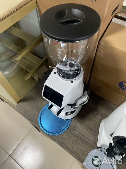 Кофемолка Fiorenzato F64 E белая