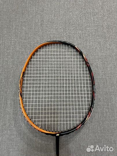 Новая Бадминтонная ракетка Yonex