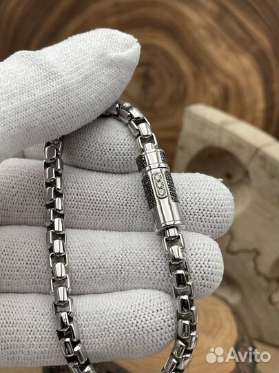 Золотои браслет Шопард квадрат