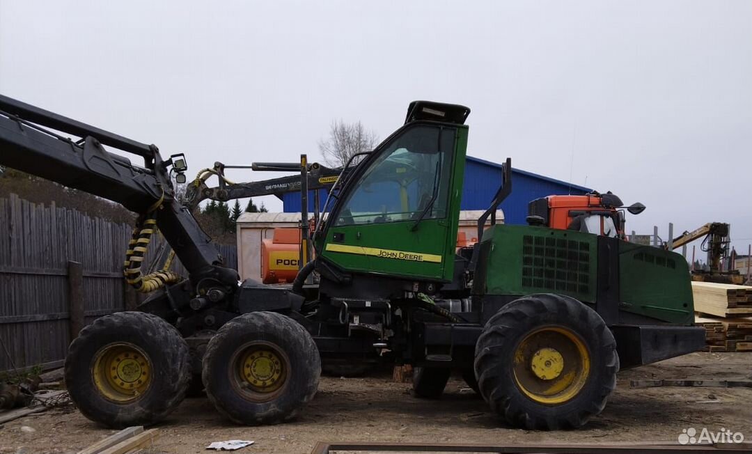 Харвестер John Deere 1270D