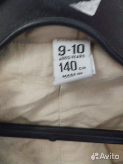 Куртка демисезонная на девочку 140