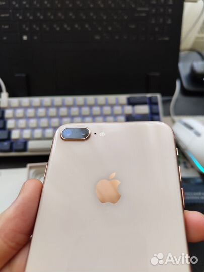iPhone 8 Plus, 64 ГБ