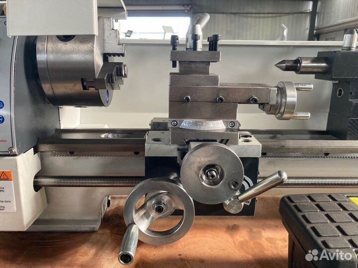 Токарный станок WM210V400 по металлу настольный