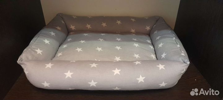 Лежанка для кошек