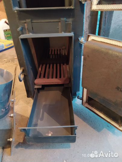 Котёл твердотопливный бытовой 