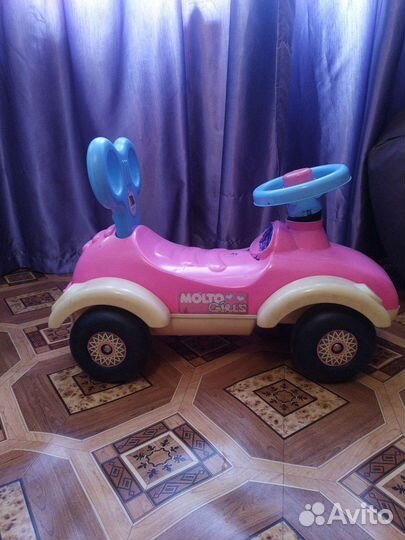 Детская машинка каталка