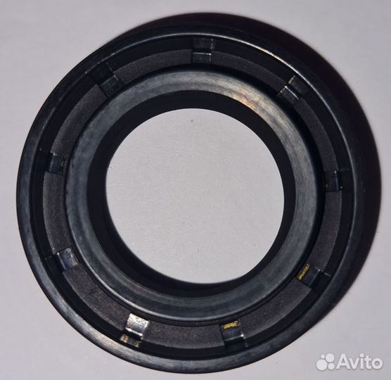 Сальник Tohatsu (334-60223-0) (22x36x10)