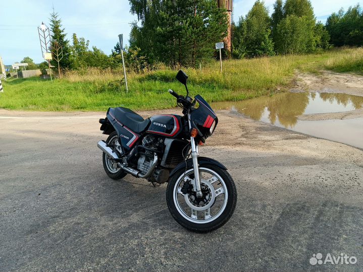 Мотоцикл Хонда CX500
