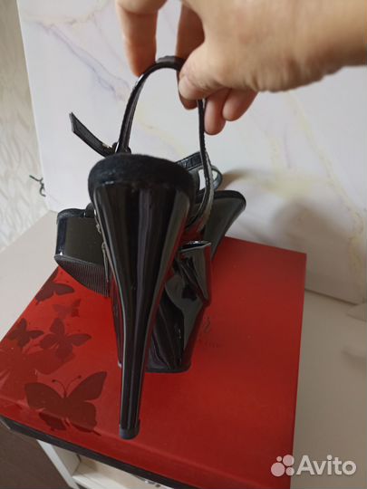 Стрипы pleaser 35