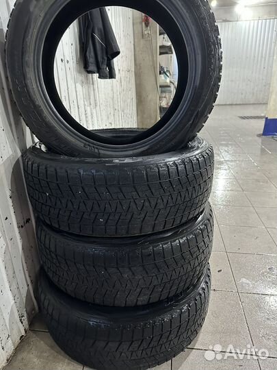 Bridgestone Blizzak 6 235/55 R19