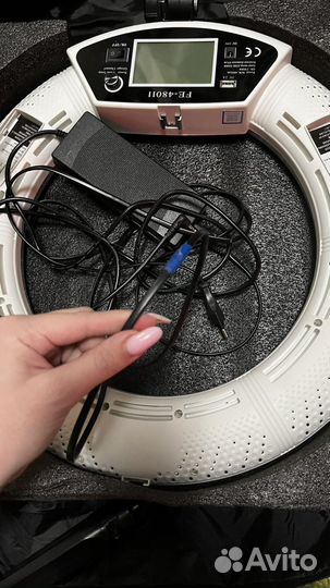 Кольцевая лампа 45 см со штативом